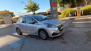 Peugeot 208 2017