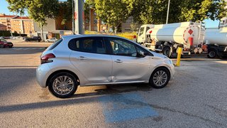 Peugeot 208 2017
