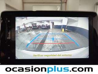 Toyota Yaris Cross 120H Business Plus 85 kW (116 CV)