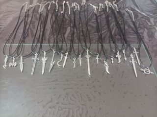 Colgantes Espadas Acero Inoxidable a 5€/u.
