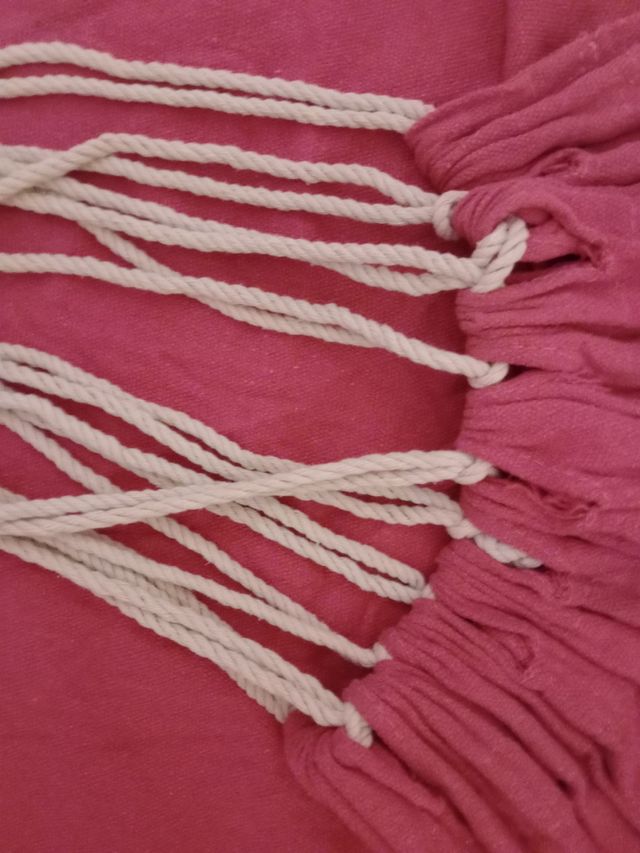 Hamaca rosa colgable