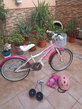 Bicicleta niña 10 años + accesorios