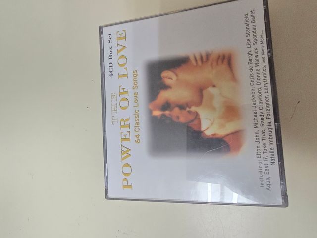 Power of Love: 64 Canciones Románticas