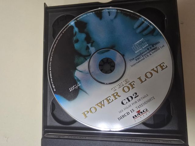 Power of Love: 64 Canciones Románticas