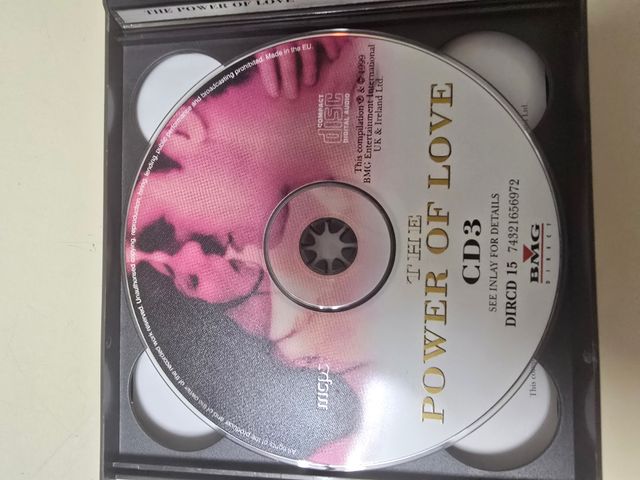 Power of Love: 64 Canciones Románticas