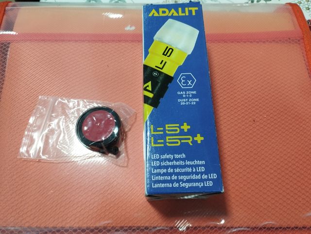 Linterna Adalit L5 Plus y soporte anclaje a casco