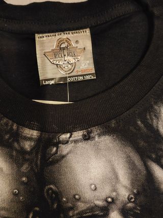 Camiseta H.R. Giger Babies wall hanger art 