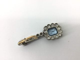 pendientes oro 18k con piedra