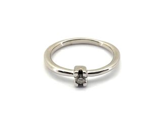 anillo oro 18k con piedra con diamante