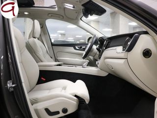 Volvo XC60 T6 Recharge Inscription AWD Auto 250 kW (340 CV)