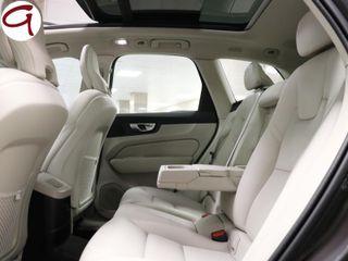 Volvo XC60 T6 Recharge Inscription AWD Auto 250 kW (340 CV)
