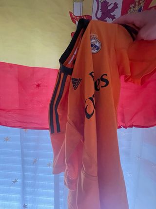 Camiseta Real Madrid niño naranja
