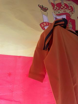 Camiseta Real Madrid niño naranja
