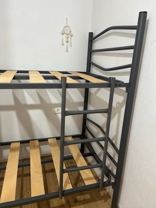 Litera metálica gris - 2 camas