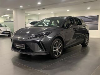 MG MG4 64kWh Luxury