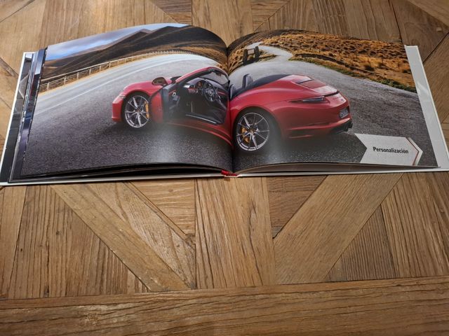 Catálogo Porsche 911 GTS