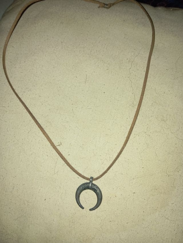 bisuteria:collares,pulsera,pendientes,etc.