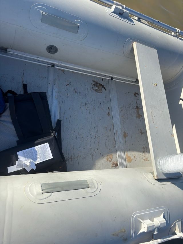 Barca neumática 13.5cv fueraborda semirígida 3.30M