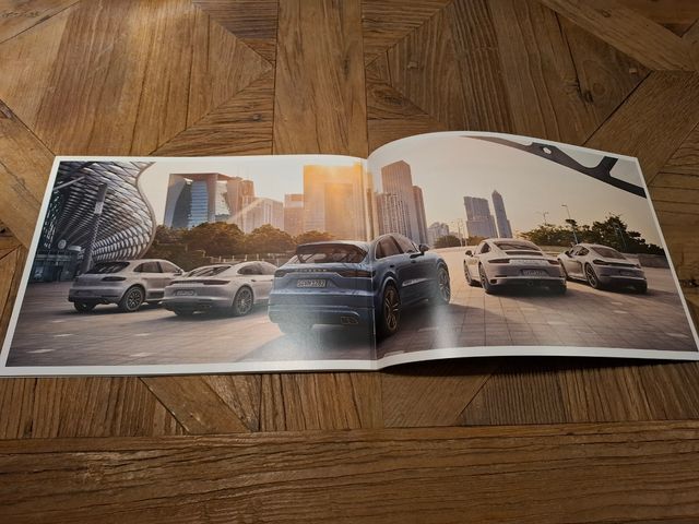 Catálogo Porsche: Modelos 2013-2017