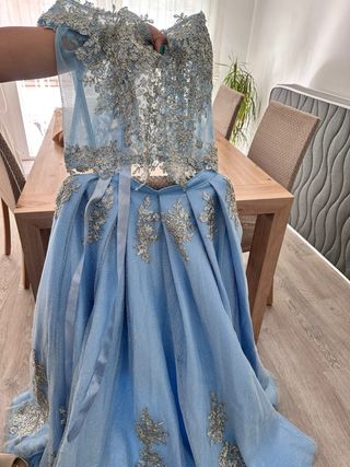 Vestido 15 años azul y plata 