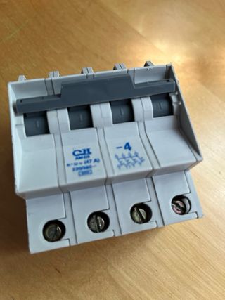 Interruptor Diferencial MAXGE SGR/4 40A