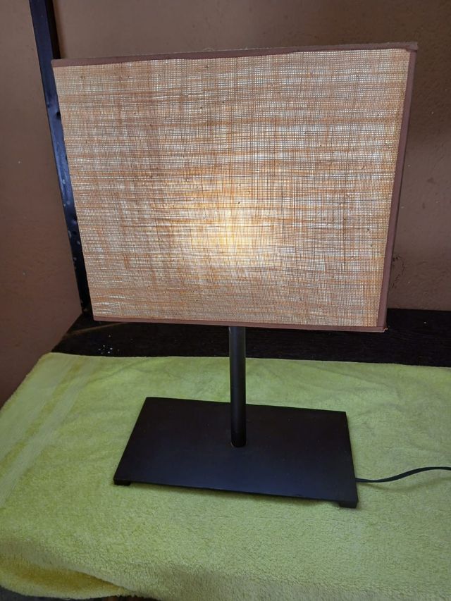 Lampara moderna - beige y marrón