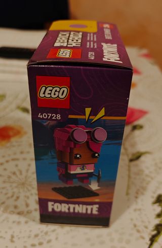Lego BrickHeadz 40728 Brite Bomber