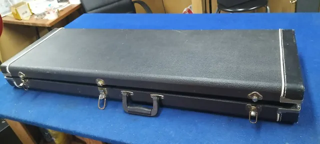 Ibanez JEM7V-WH con Fernandes Sustainer