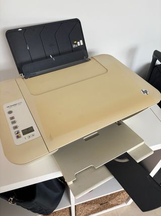 Impresora HP Deskjet 2542 beige