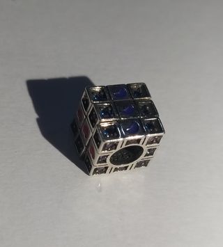 Charm de plata