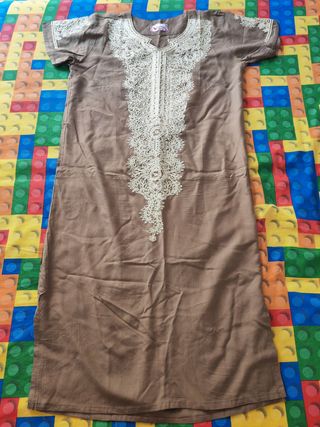 Vestido egipcio marrón