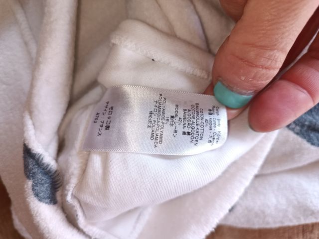 Felpa con cappuccio a cuori