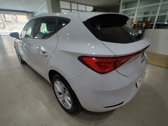 SEAT Leon 2021 2.0TDI