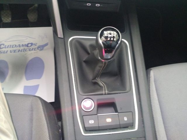 SEAT Leon 2021 2.0TDI