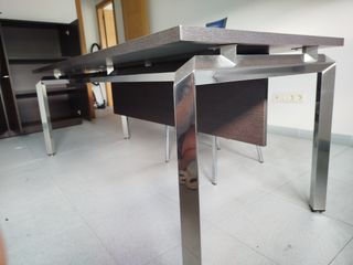 Mesa oficina marrón metal