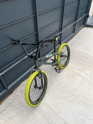 bici BMX verde