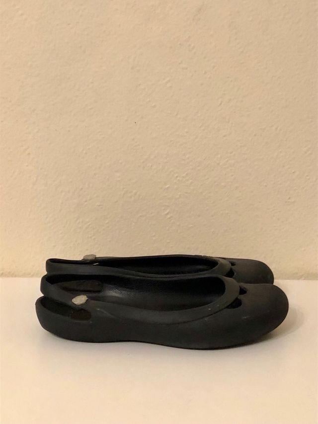 CROCS - bailarinas goma negra W10