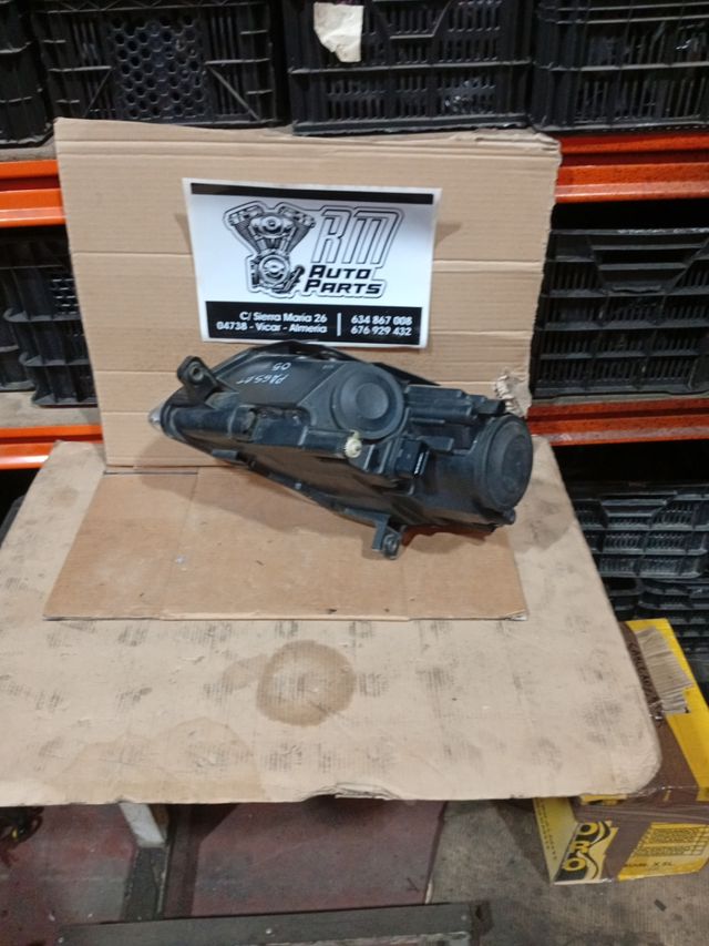 Faro VW Passat 2005 - Derecho