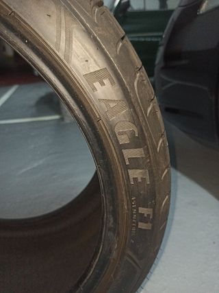 2 Neumáticos Goodyear 305/30/R19