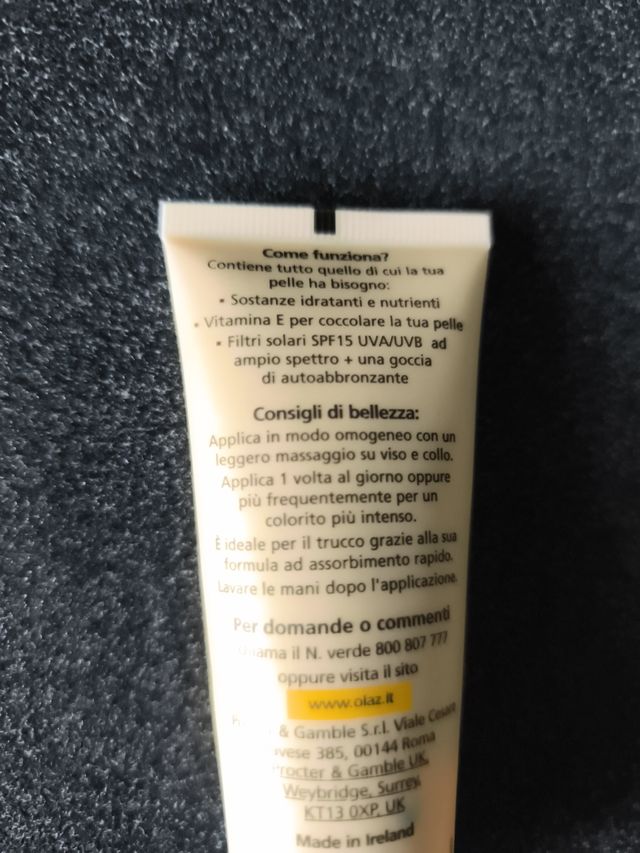 Olaz Complete Everyday Sunshine SPF15