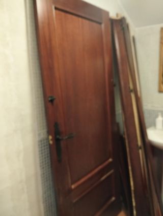 Puerta madera maciza con marco