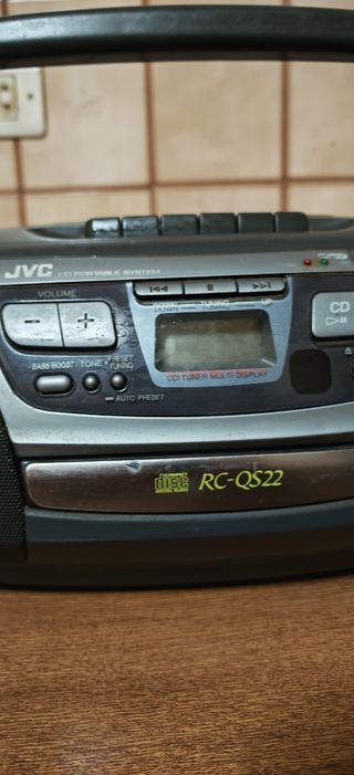 Radio Cassette JVC RC-QS22