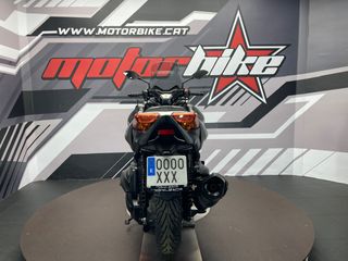 Yamaha X-Max 400 ABS - Plata