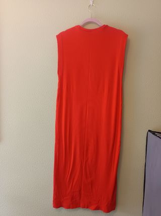 Vestido midi rojo - sin mangas