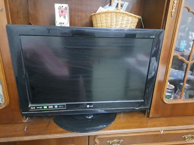TV LG Full HD