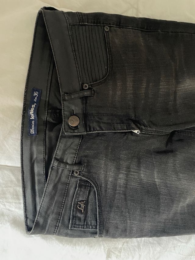 Vaqueros pitillo negros