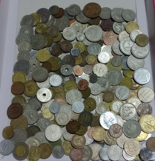 Un chilo monete vari stati