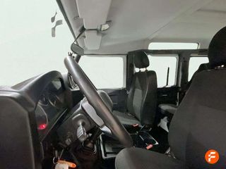 Land-Rover Defender 110 SW E