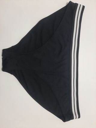 Braga de bikini talla 52 negra