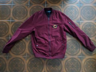 Cazadora Bomber Futurama Pull&Bear L